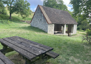 Aire de pique-nique du lavoir